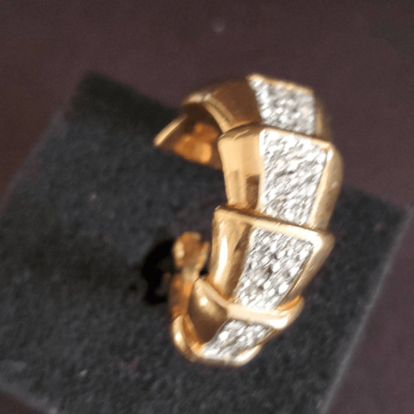 Swarovski Swan Signed Gold Plated Tiered Hoop Clip-on Earrings - Picture 10 of 10